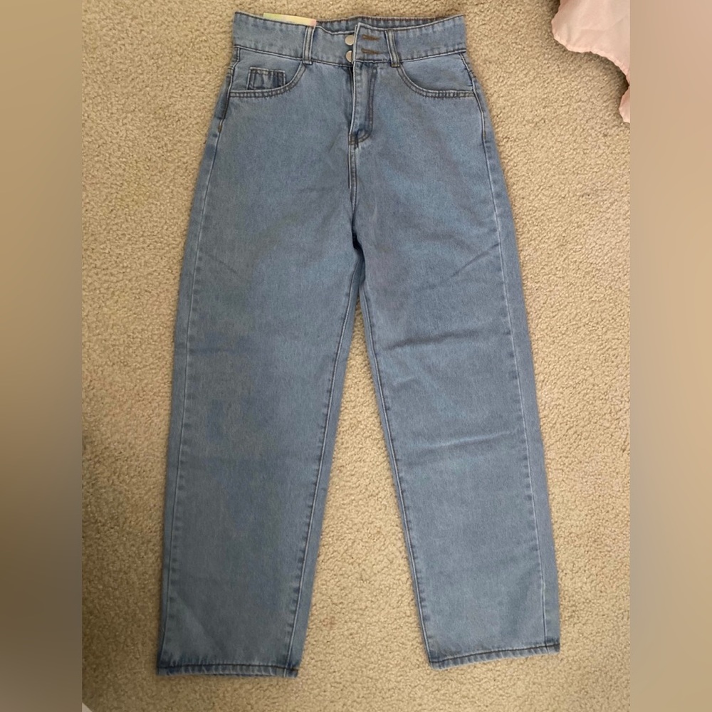 Blue baggy jeans